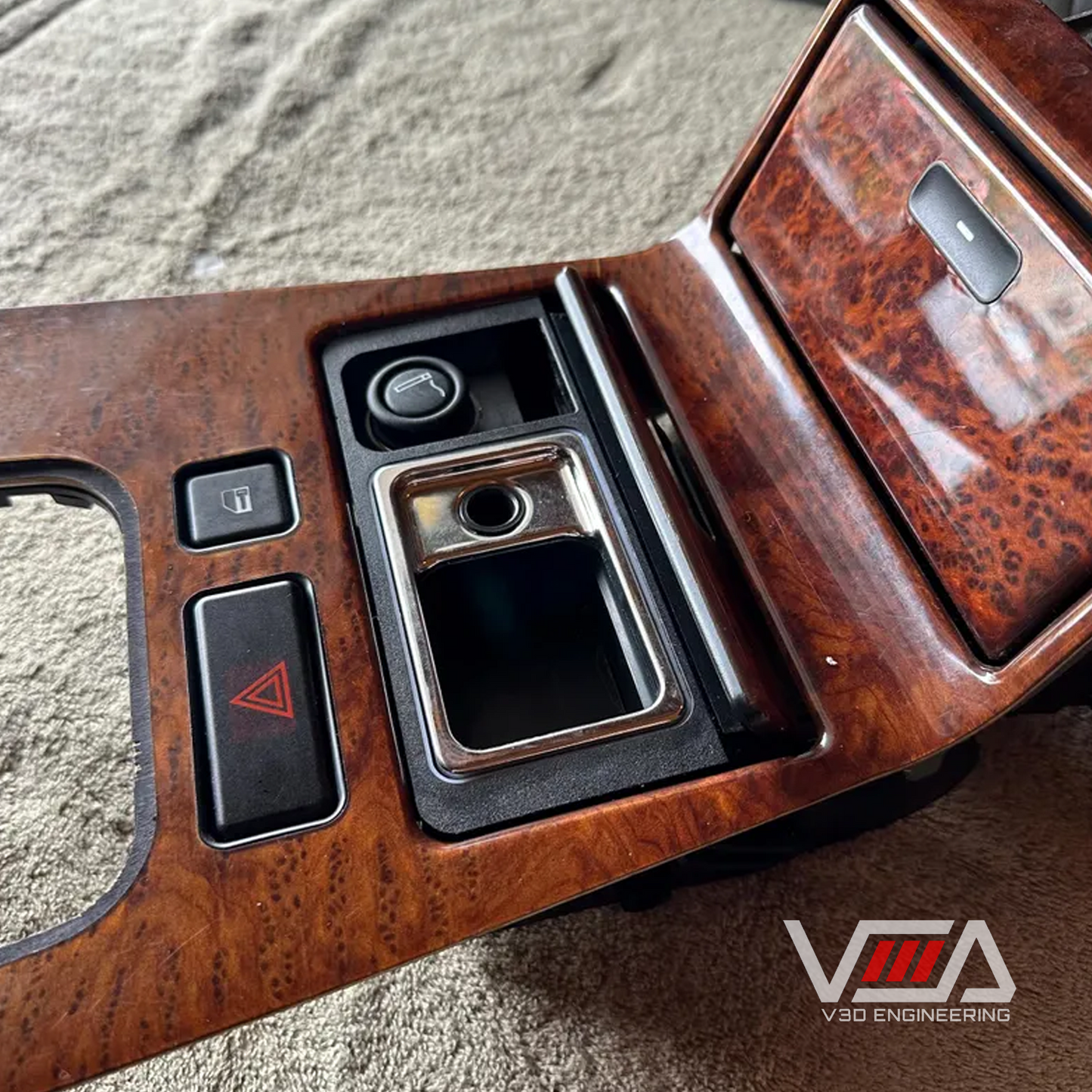 BMW E38 Air ride controller Holder (Ash Tray Mount)