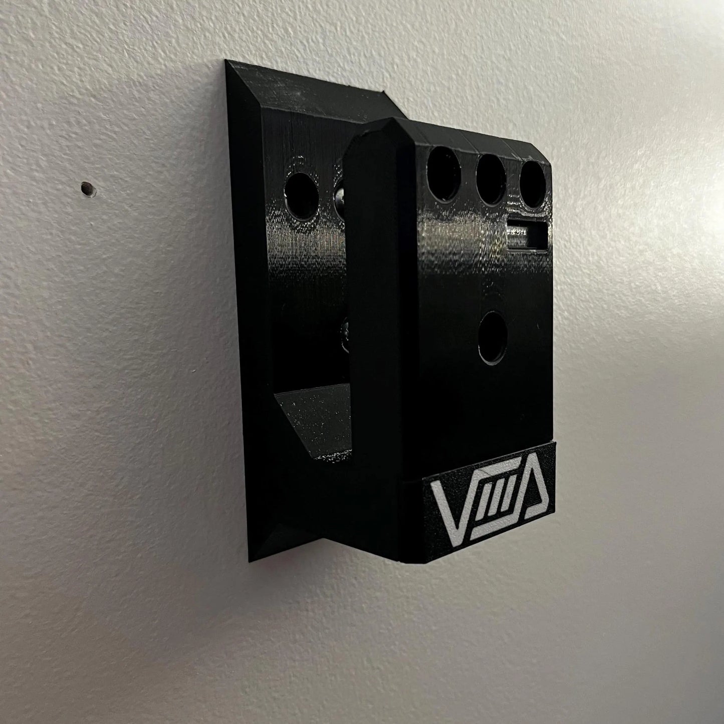 AR Display Wall Mount